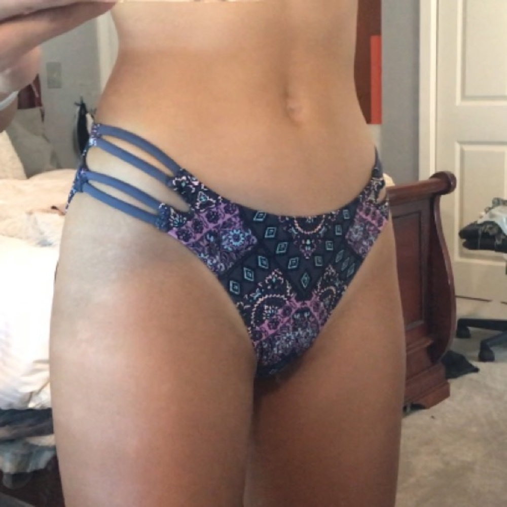 Target/Xhileration bikini bottom